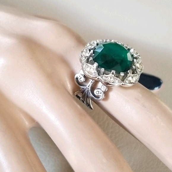 Hand Cradted Repurposed Vintage Rhinestone Adjustable Silver Tone Band Ring - Picture 14 of 16